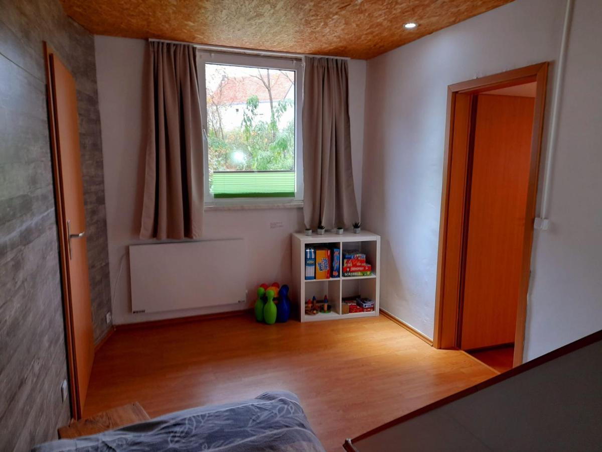 Willkommen In Dem Luftkurort Und Kaesestadt Nieheim Rennstrecke 4Km Entfernt Fewo1 Exteriör bild